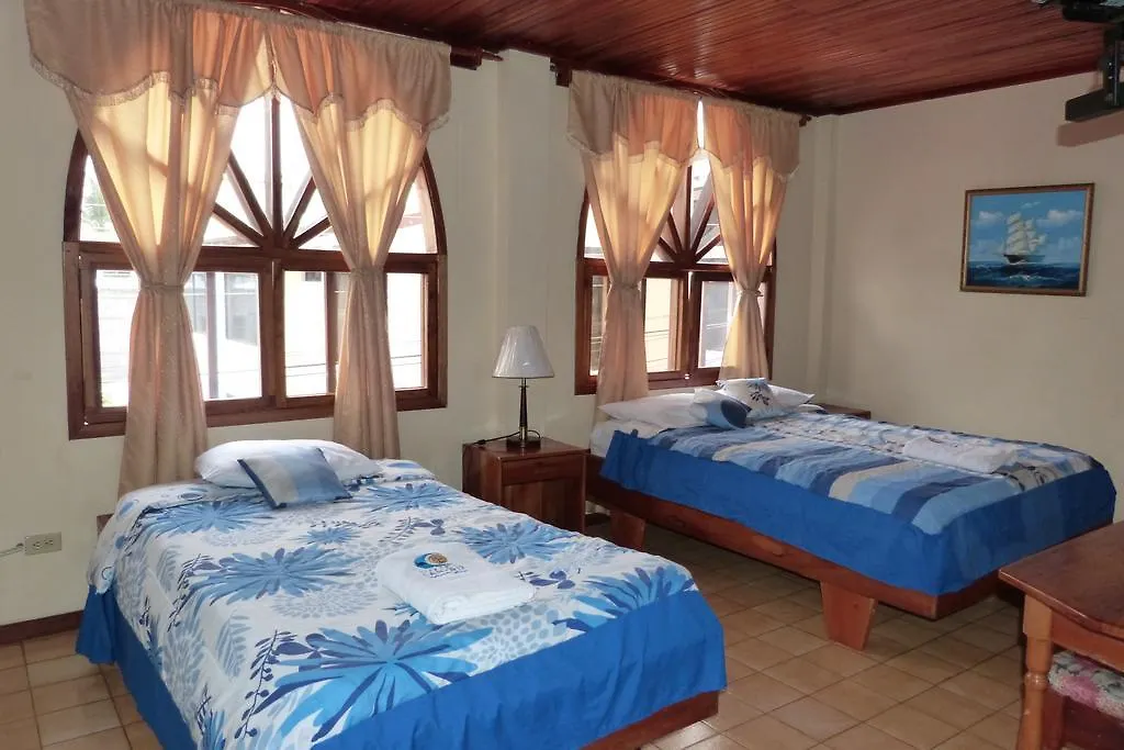 Hostal Castro Galapagos Puerto Ayora